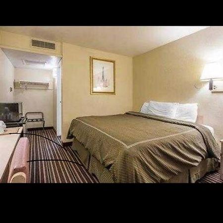 Sycamore View Inn Memphis Ngoại thất bức ảnh