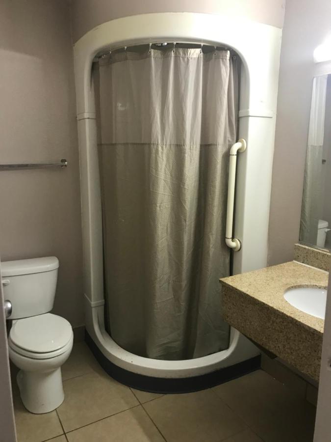 Sycamore View Inn Memphis Ngoại thất bức ảnh
